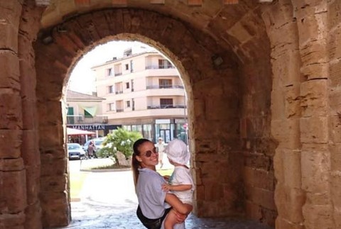 Nela Pocisková so synom