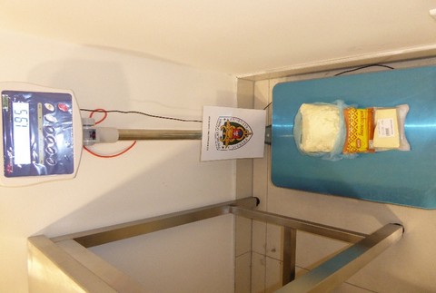 Na letisku zaistili viac ako 80 kg nelegálneho mäsa a mliečnych výrobkov 