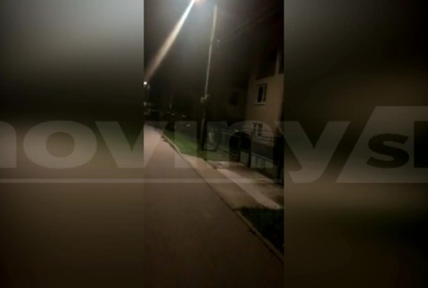 [multi] Zábery zo zásahu kukláčov NAKA: Zadržať mali známeho advokáta 17872