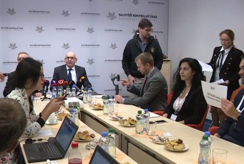 Zistenia podstúpia polícii