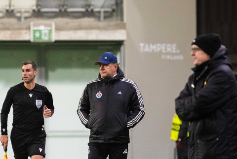 20251106SLOVAN_KUPIO_7171054