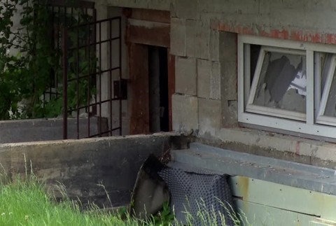 [multi] Tragédia v Dubnici. Chlapec (14) dvakrát bodol nožom kamaráta 1655