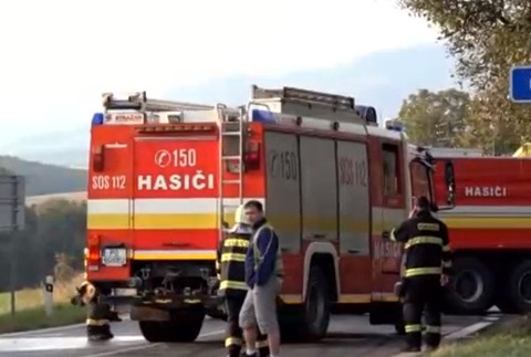 Horiaci kamión pri Prešove 