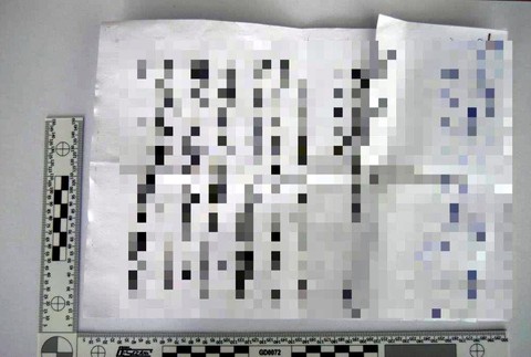 Desivá pošta. Žena dostala v obálke výhražný list s nábojom