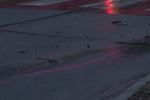 Zrážku na priechode si odniesla matka s 2-ročnou dcérou. Záchranári ich previezli do nemocnice