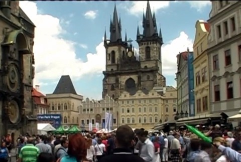 Európske krajiny vyhlásili vojnu mobilom v školách. Na Slovensku sme benevolentnejší