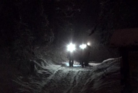 [multi] V Tatrách spadla lavína. Uväznila jedného turistu 606