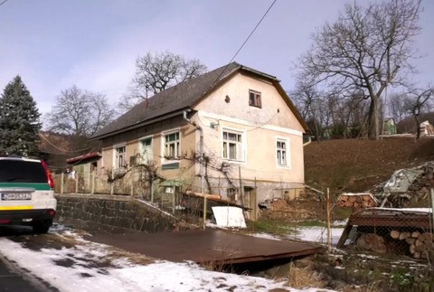 [multi] Mrtvy chlap 11212