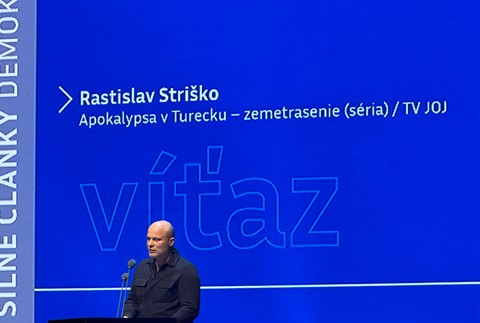 Striško vyhral novinársku cenu (2)