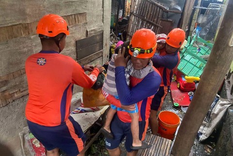 Supertajfún Fung-wong na Filipínach prinútil takmer milión ľudí opustiť svoje domovy