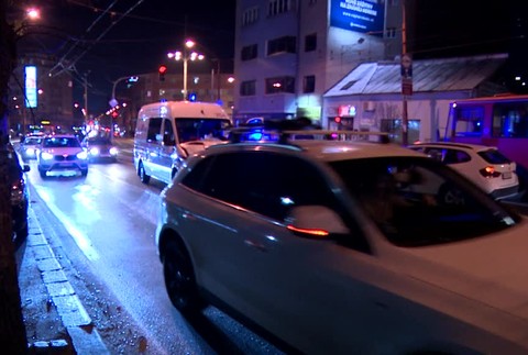 V Bratislave sa zrazila sanitka s dvoma autami6926