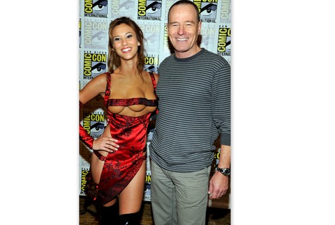 žena 3 prsia Bryan Canston 2