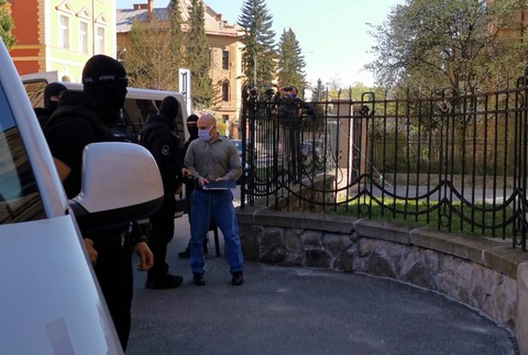 [multi] Mosnár, Ostružlík a Andruskó na súde v BB 10765