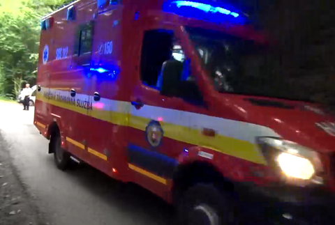 hasiči záchranári sanitka il (3)