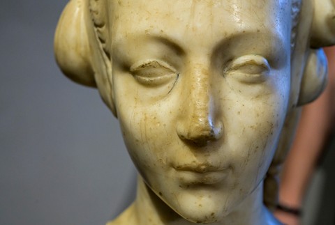 Detaily relikviáru svätej Konštancie mučeníčky