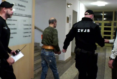 V minulosti odsúdený muž sa opäť postavil pred súd. Zneužíval spolužiačku svojej dcéry