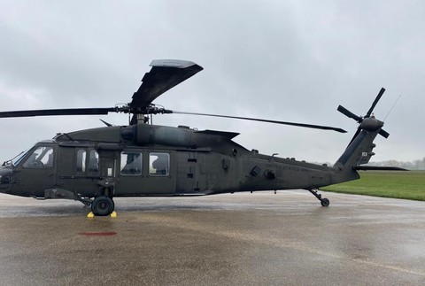 Vrtuľník núdzovo pristál.