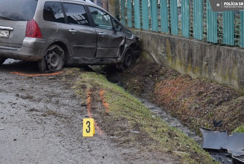 opitý mladík nabúral - PETROVÁ (3)