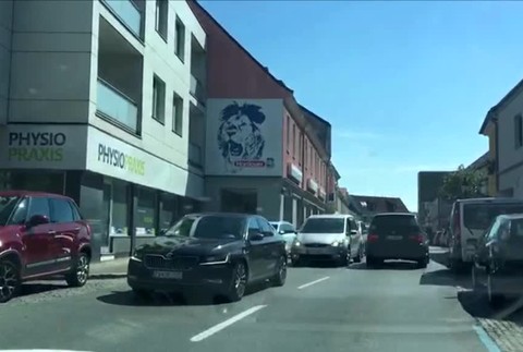 [multi] Nákupy cez sviatok Rakusko 1911