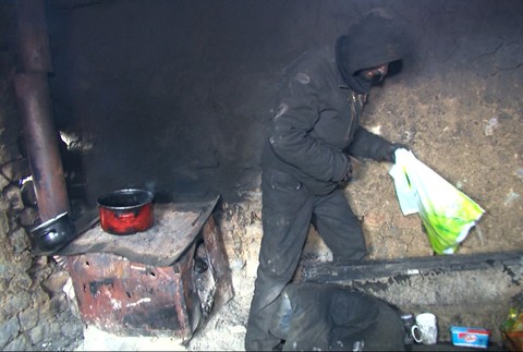 Ľudská udiareň na Slovensku. Muž nevidel denné svetlo niekoľko mesiacov 