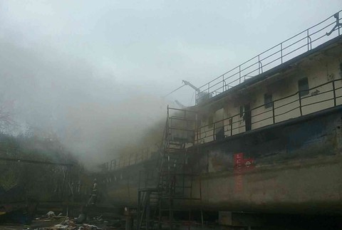 požiar lode v lodenici vo Vlčom hrdle