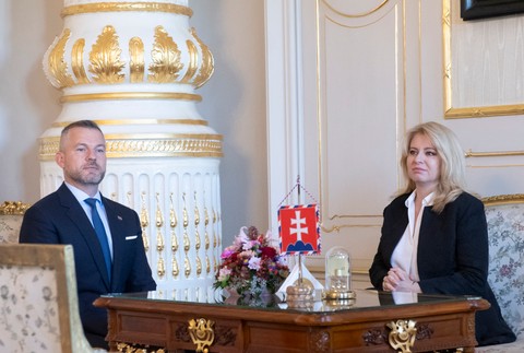 voľbynrsr23 prezidentka Pellegrini prijatie (7)