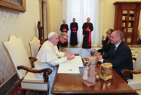 Rodina, pokora a odpúšťanie. Andrej Kiska navštívil Pápeža vo Vatikáne