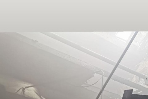 V Bratislave vypukol rozsiahly požiar, zachvátil predajňu pneumatík