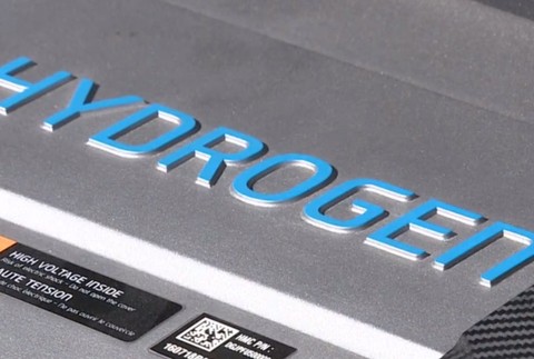 Elektrické či vodíkové autá? Inovácie môžu pripraviť Slovensko o prvenstvo v automobilovom priemysle