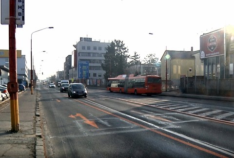 Bratislava prežila prvé ráno dopravných obmedzení. Kolóny neboli dlhšie ako zvyčajne, tvrdí primátor