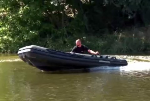 Policajní pátrači prehľadávali rieku Nitra. Zisťovali, či neskrýva ďalšie zbrane