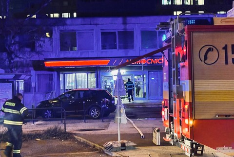 Hasiči zasahujú na Kramároch 