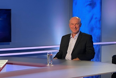 Analýzy Na hrane s ministrom hospodárstva Karlom Hirmanom