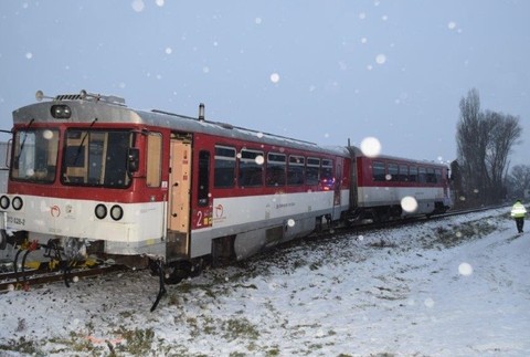 zrazka s vlakom3 (cropped)