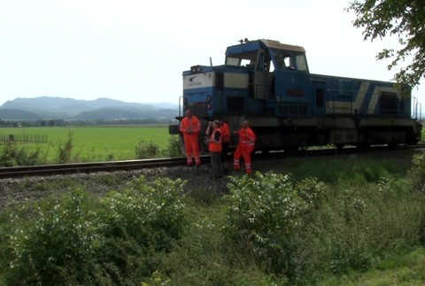 [multi] Zrážka s rušňom 2480