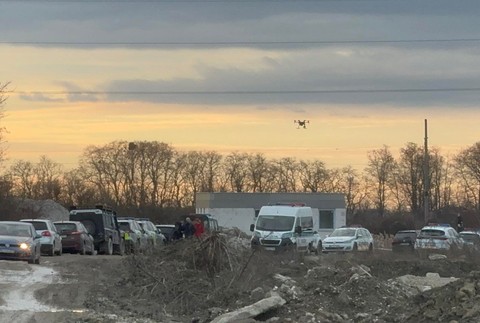 petrzalka mrtvy muz prehladava okolie policia (3)