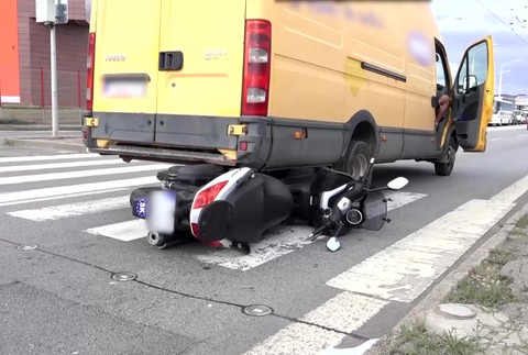 [multi] Nehoda motorkar 3265