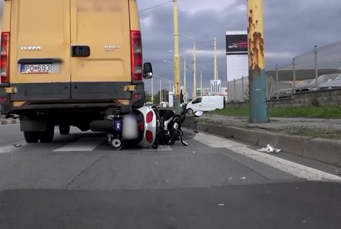 [multi] Nehoda motorkar 3264