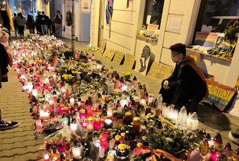 Pochod Zostávame v uliciach na pamiatku Matúša a Juraja