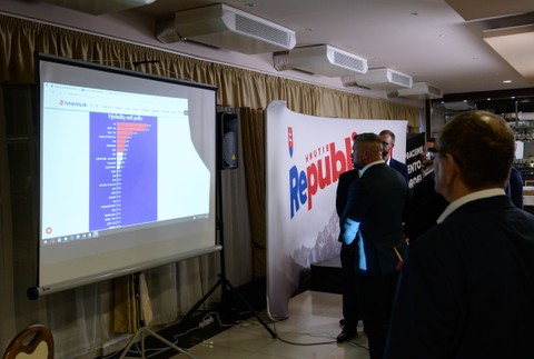 hntrepblkvlb300923nr2988793