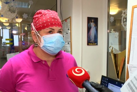 [multi] Štedrý deň strávili v nemocnici 1432
