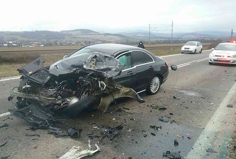 Nehoda na ceste v Beckove