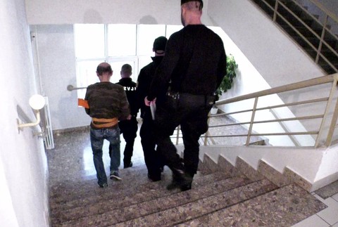 V minulosti odsúdený muž sa opäť postavil pred súd. Zneužíval spolužiačku svojej dcéry