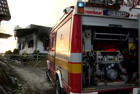 [multi] Výbuch zasiahol garáž i dom 5064