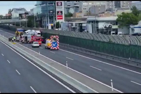 [multi] Hrozivá nehoda na bratislavskom obchvate. 9210