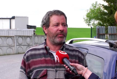 [multi] Chlap zo zatopeného auta 6332