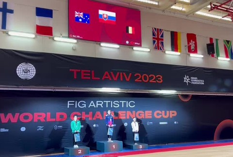 [multi] Slovenská gymnastka Barbora Mokošová 2037