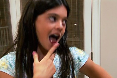 Kardashian - oslava, tyč 4