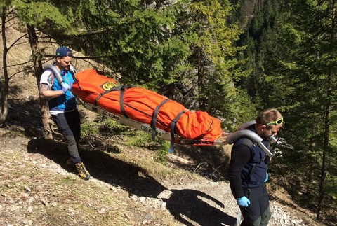 Pád turistky v Malej Fatre sa skončil tragicky. Záchranári jej už nemohli pomôcť
