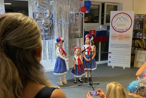 5. výročie školy v Manchestri